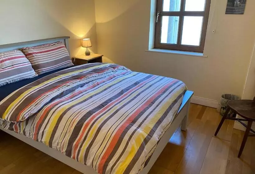 Mount Brandon Hostel