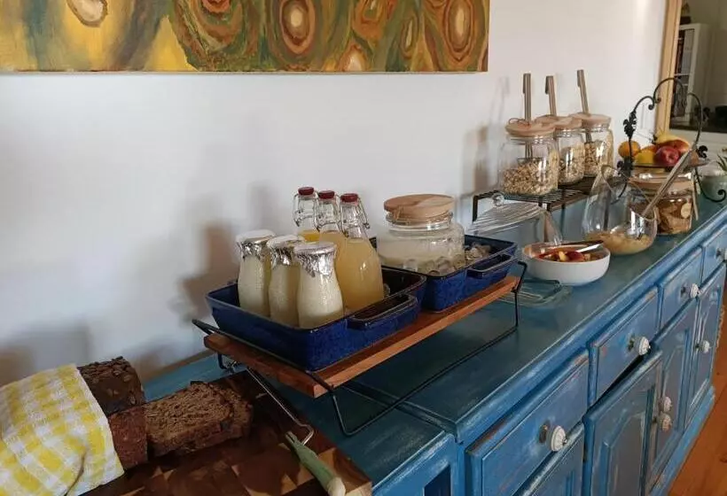 Majatalo Beaumaris Beach Guest House