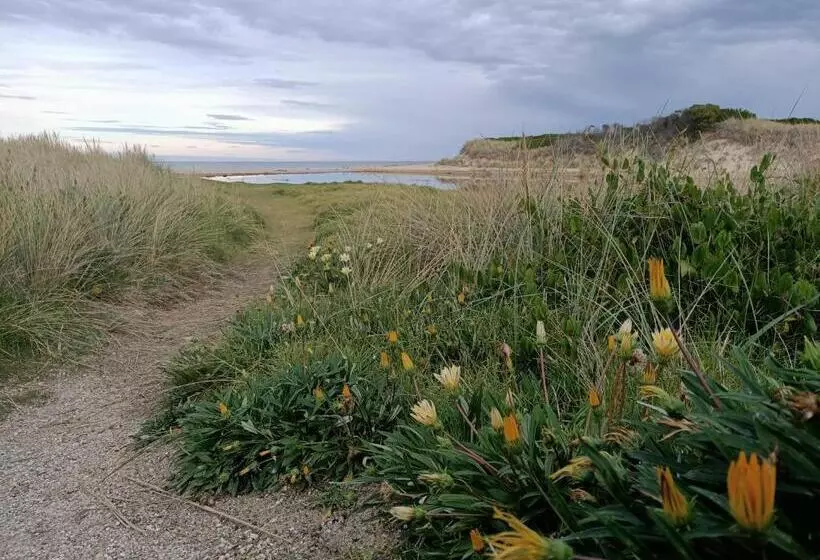 Majatalo Beaumaris Beach Guest House
