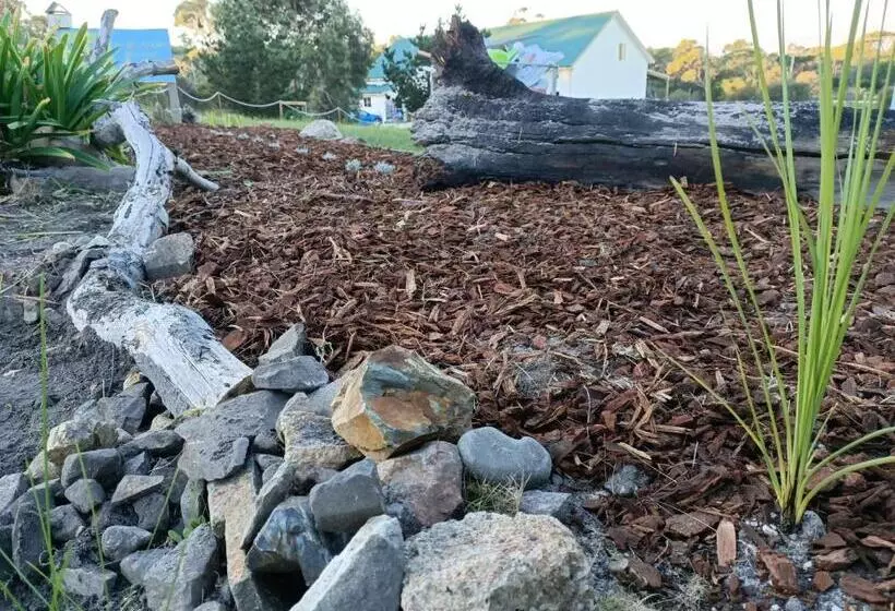 Majatalo Beaumaris Beach Guest House