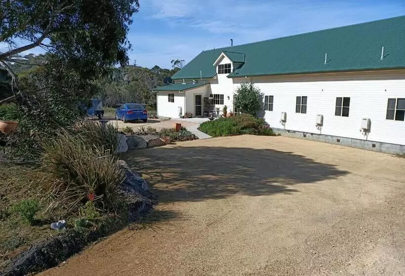 Majatalo Beaumaris Beach Guest House