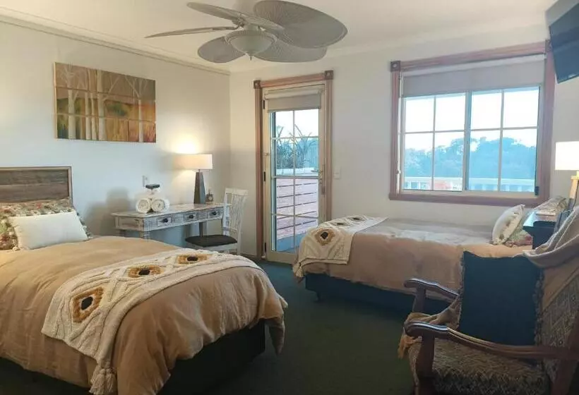 Majatalo Beaumaris Beach Guest House