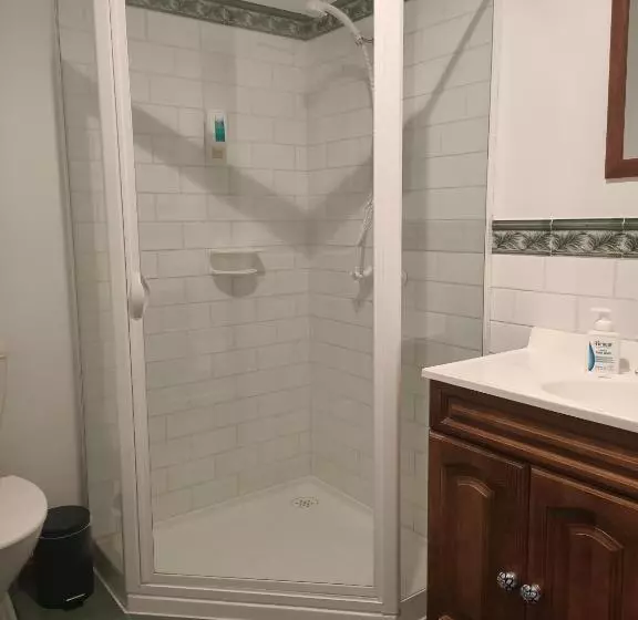 Majatalo Beaumaris Beach Guest House