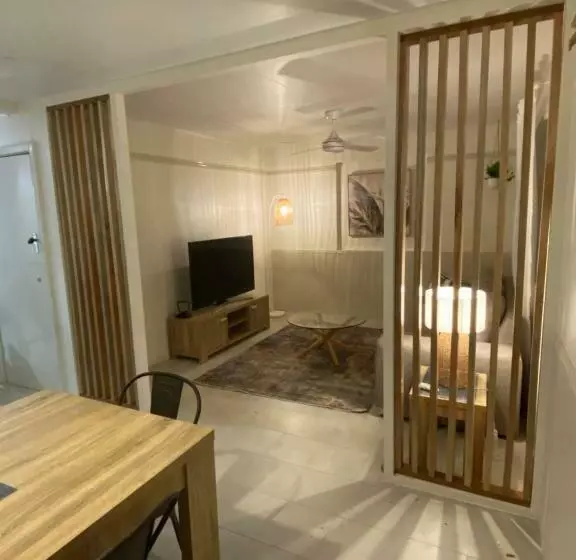 ペンション Malanda Manor Guesthouse