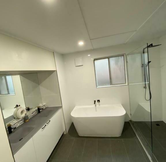 פנסיון Malanda Manor Guesthouse