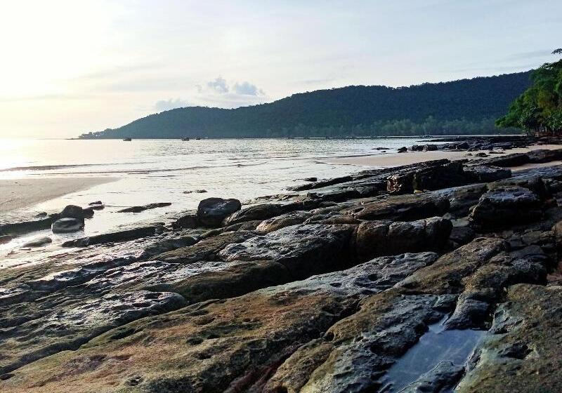 Pension The Azure   M Pai Bay