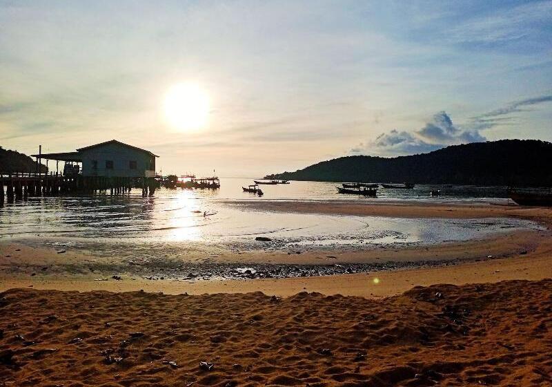 Pension The Azure   M Pai Bay