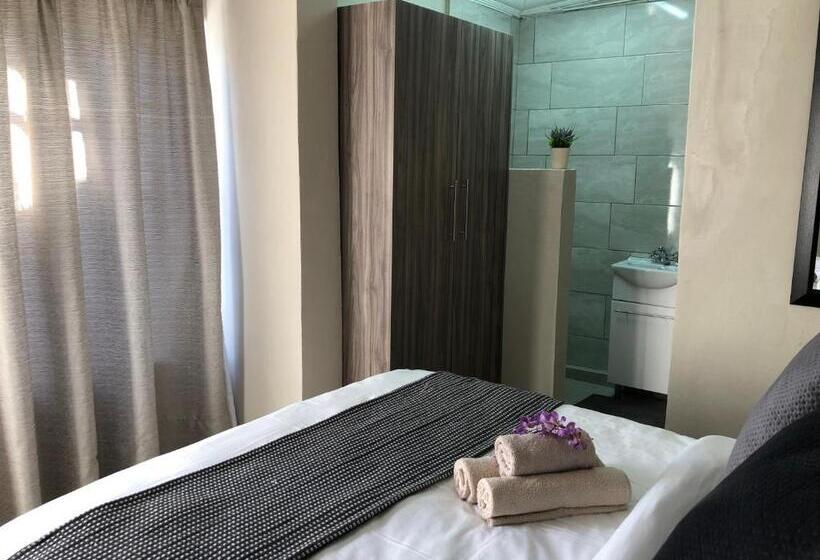 Pension The Lavender Guesthouse