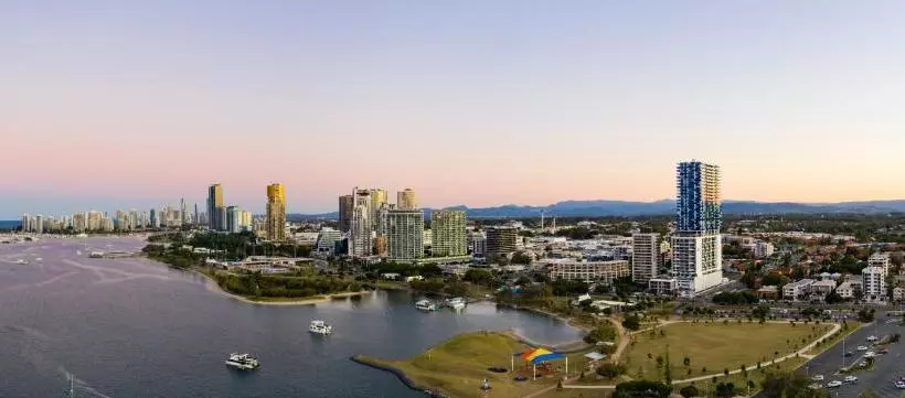 Sky Broadwater Apartments