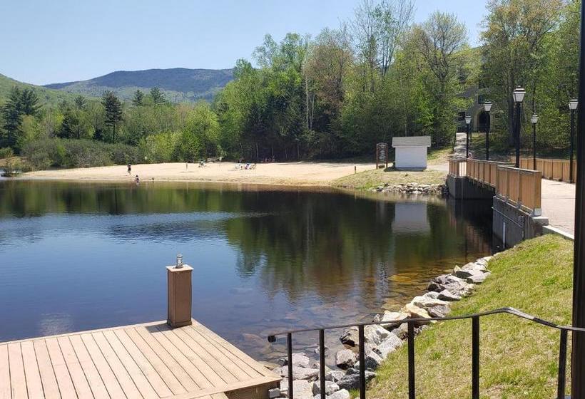 Town Square Condominiums