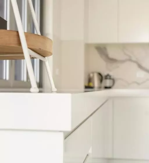 Astina Suites, Forster