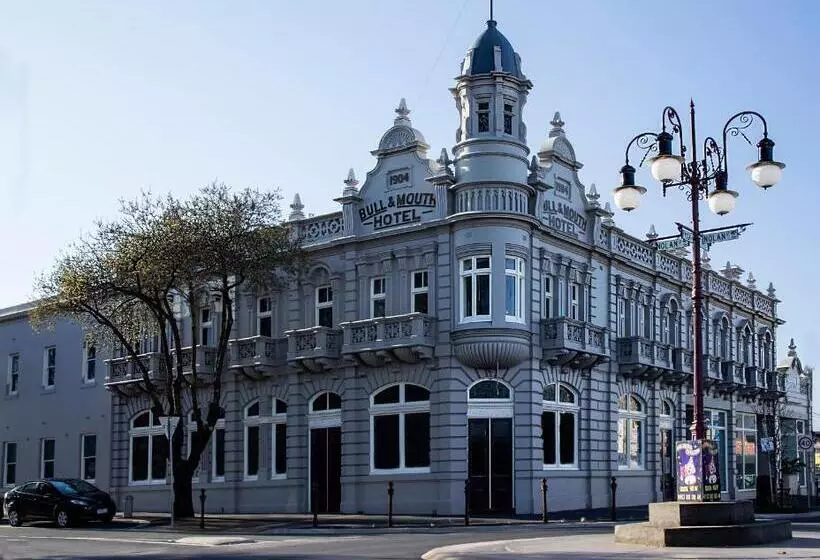 Bull And Mouth Hotel Maryborough Victoria