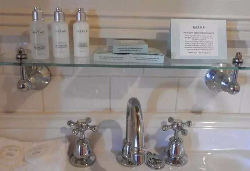 Bull And Mouth Hotel Maryborough Victoria