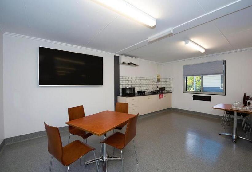 酒店 Latitude20 Roebourne Village