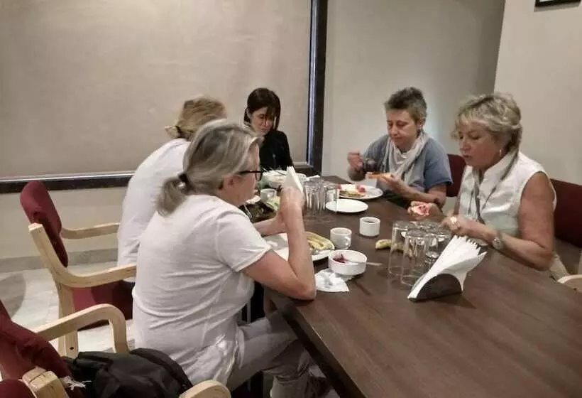 Hotelli Naman Heights