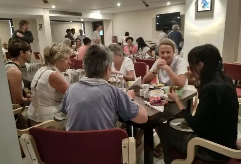 Hotelli Naman Heights