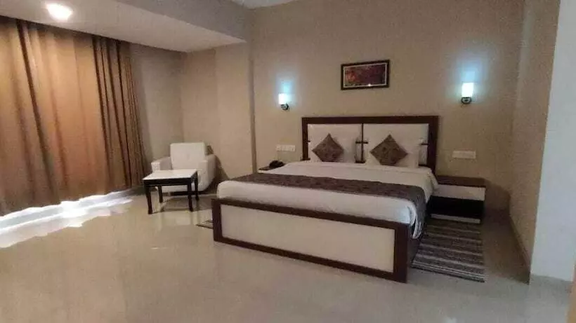 Hotelli Naman Heights