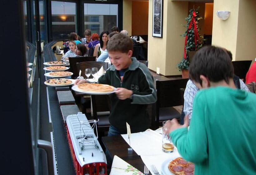 هتل Restaurant Krone