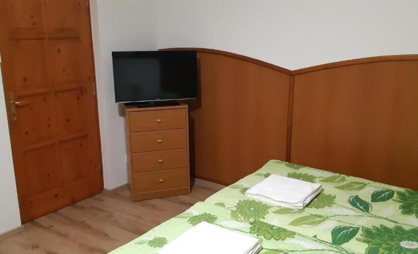 پانسیون Borgaléria