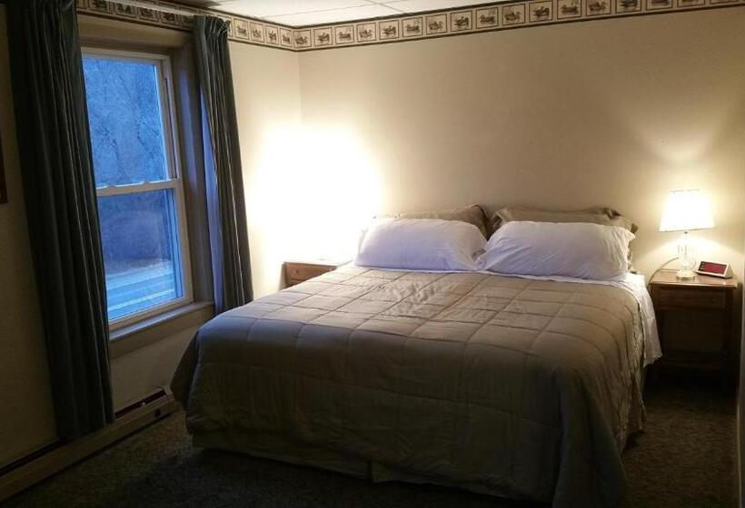 旅馆 Coach Stop Motel