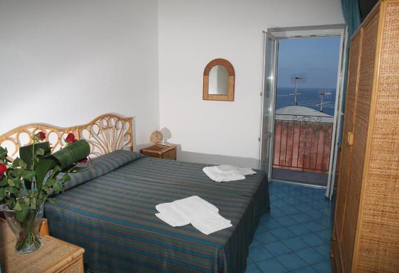 ベッドアンドブレックファースト Affittacamere Via Muraglione