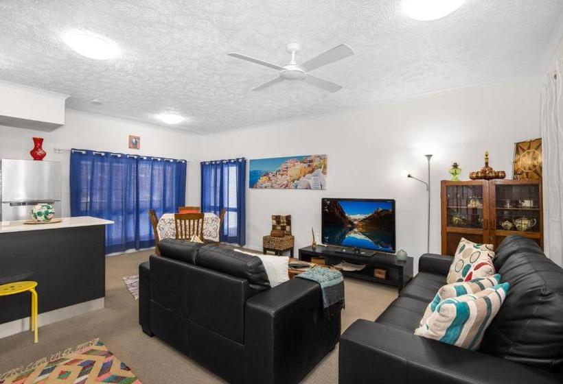 Executive Properties In North Ward Townsville And On Magnetic Island