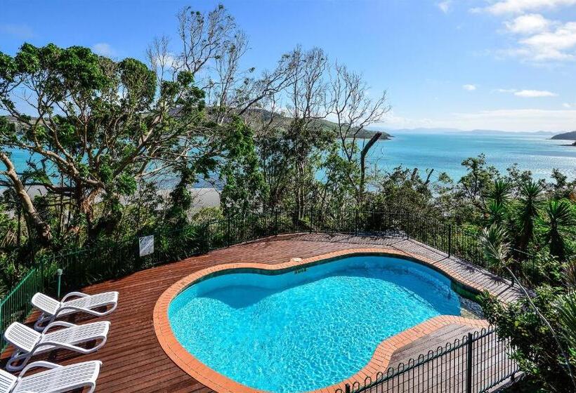 Casuarina Cove Apartments