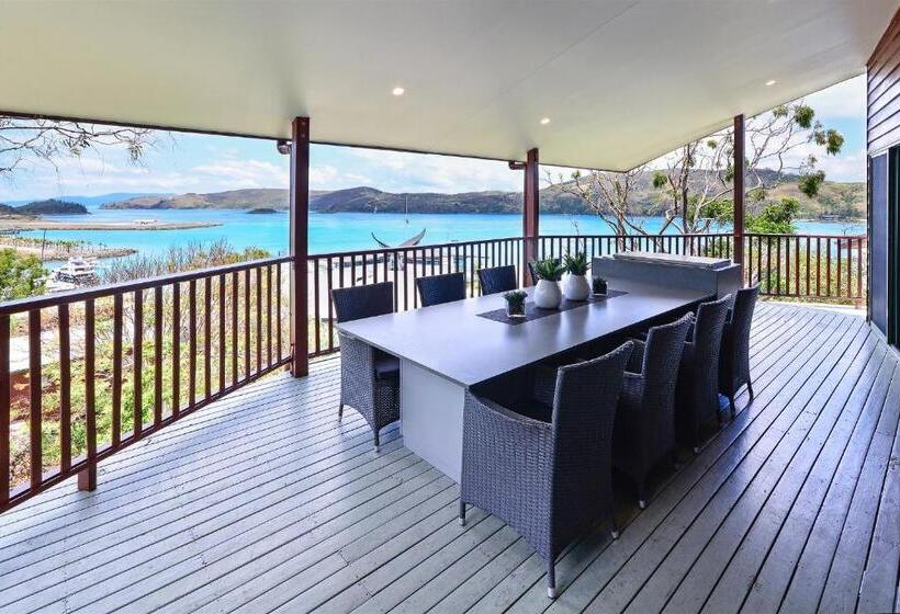 Casuarina Cove Apartments