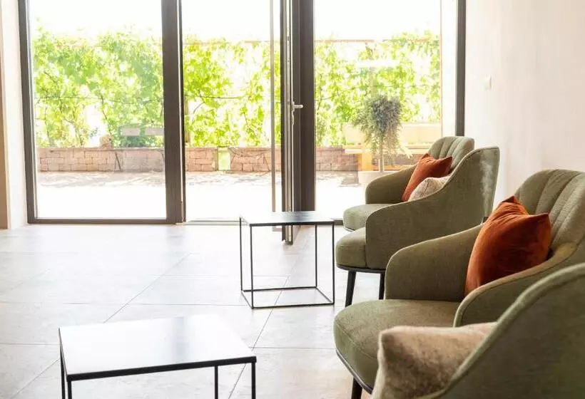 هتل Villa Montis