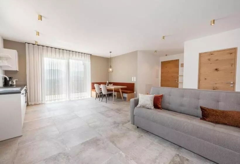 هتل Villa Montis