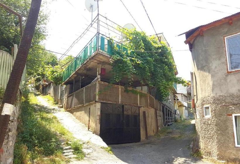 پانسیون Guest House Salome