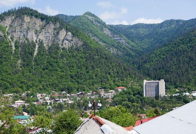 پانسیون Guest House Salome