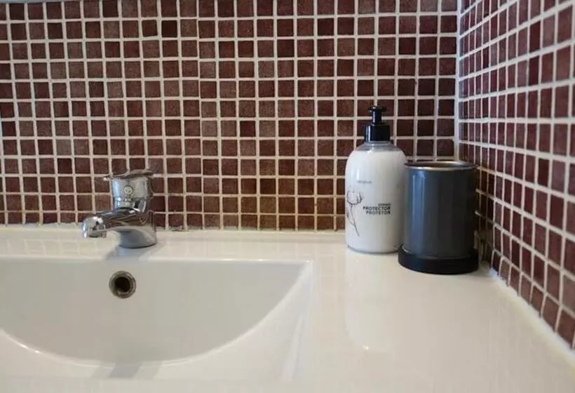 ペンション Olive Branch El Chorro