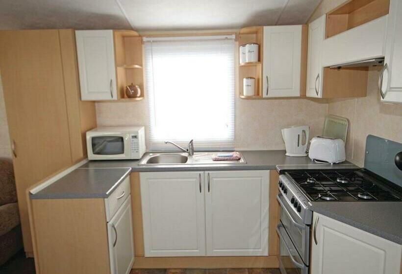 אתר נופש Silver Birch Caravan Park