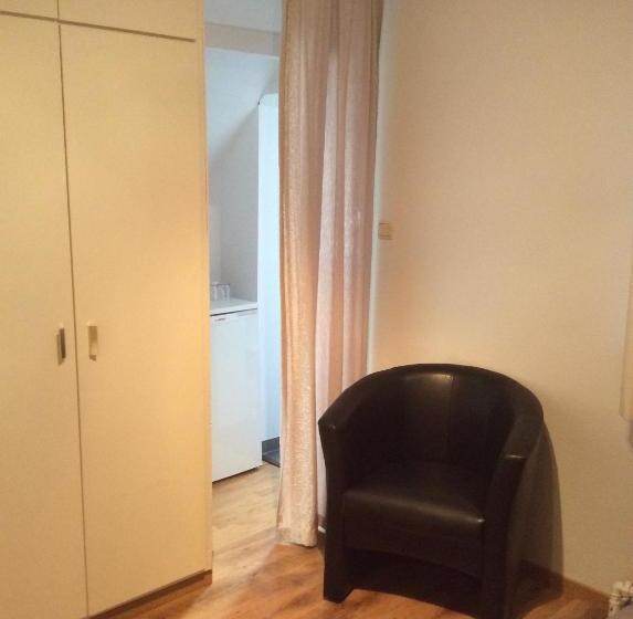 تختخواب و صبحانه Logies Villa Maxim