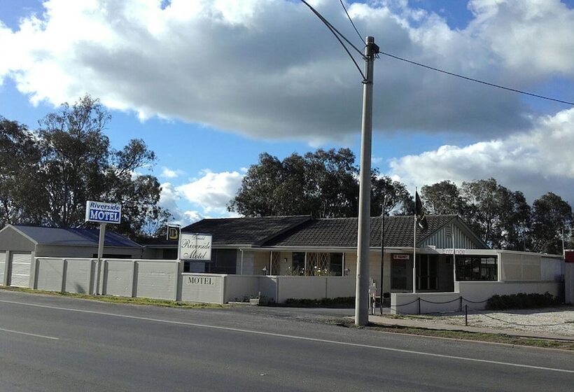 Donald Riverside Motel