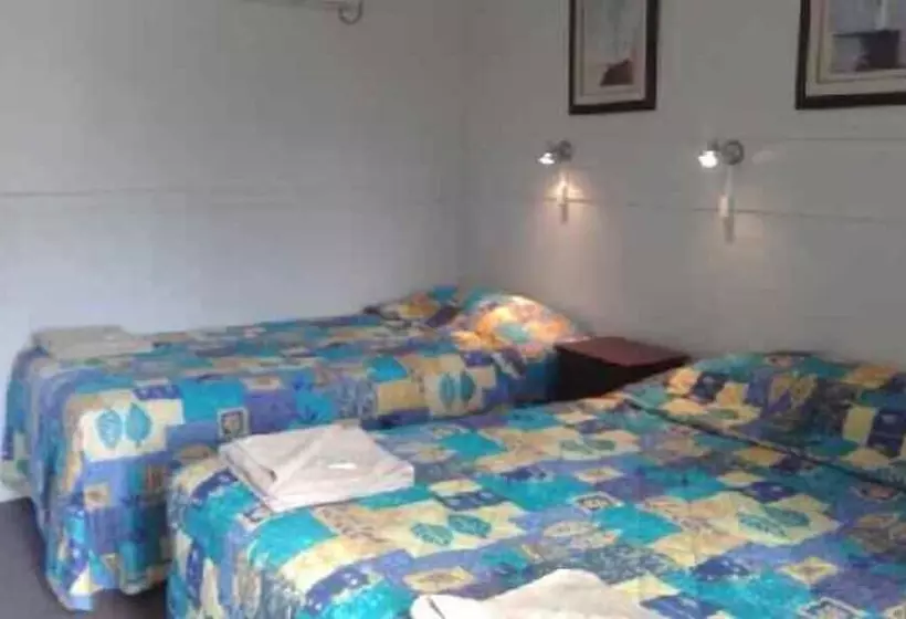 Donald Riverside Motel