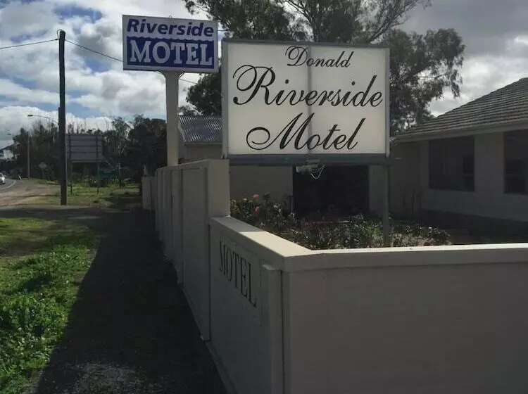 Donald Riverside Motel