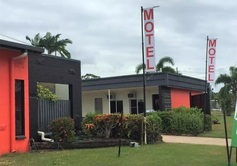 Hotelli Cardwell At The Beach