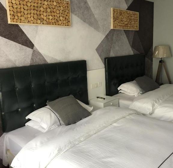 호텔 Emeishan Jixiang