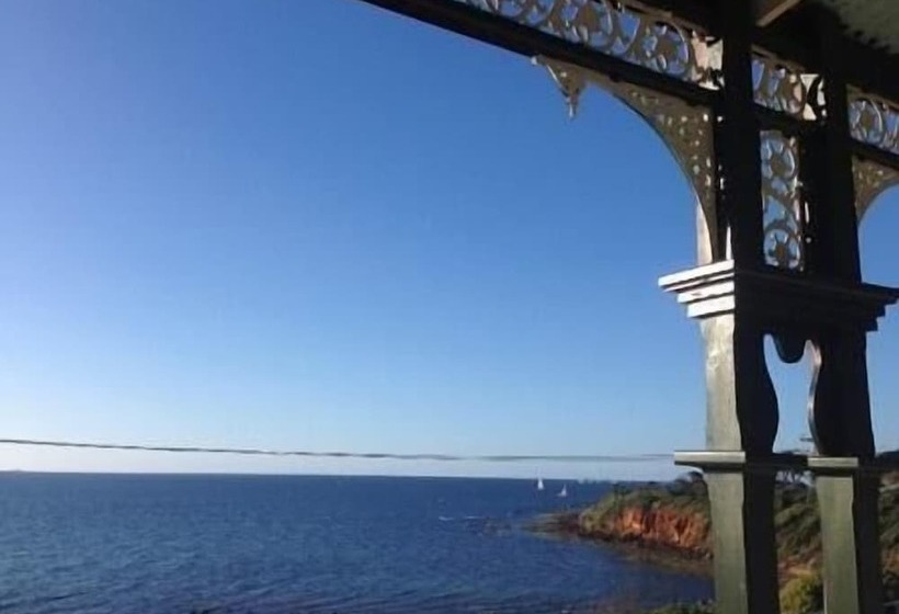 Отель The Royal