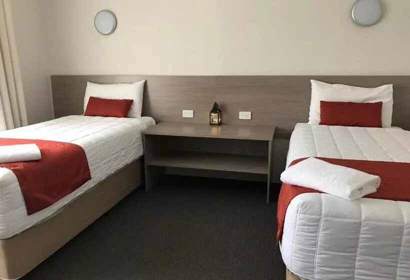 モーテル Acacia Motor Lodge