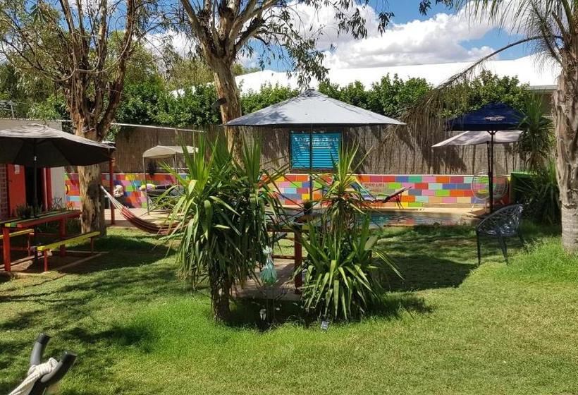 ユースホステル Alice's Secret Travellers Inn