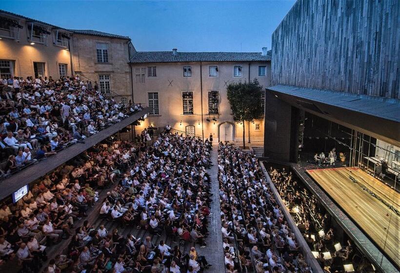 تختخواب و صبحانه Hote Aix Centre Garage Piscine