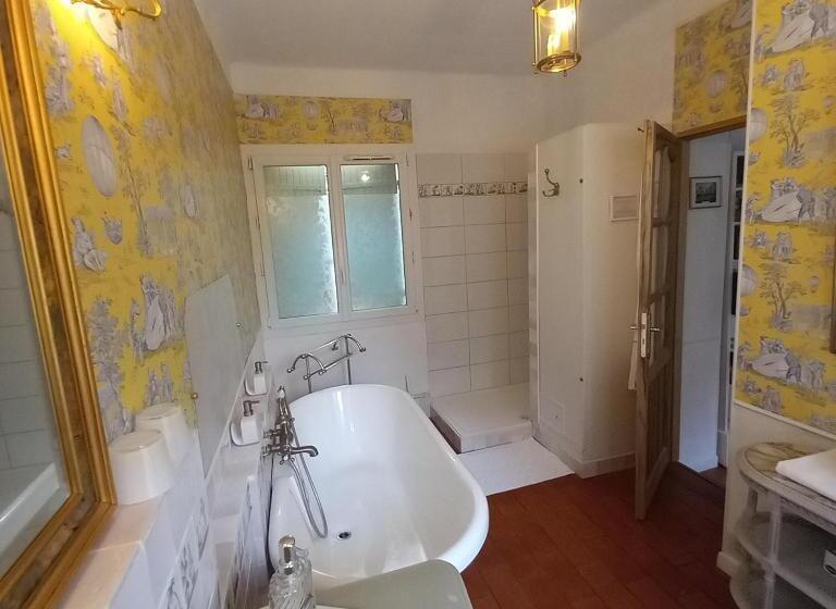 تختخواب و صبحانه Hote Aix Centre Garage Piscine