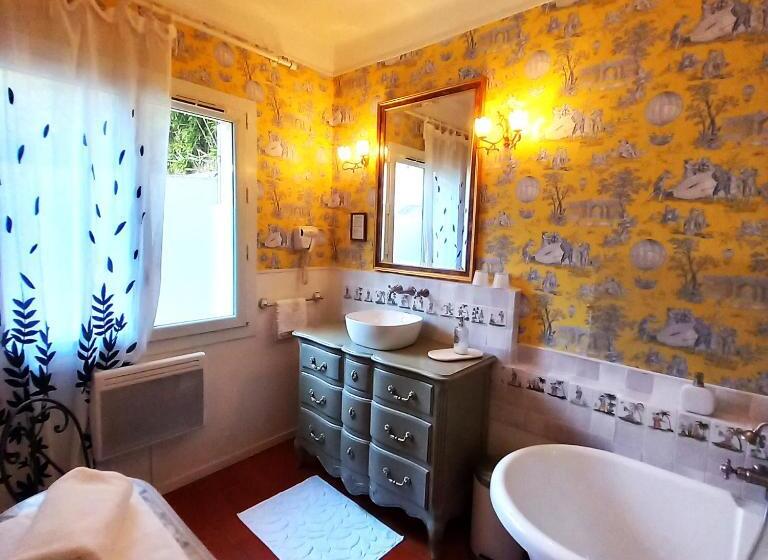 تختخواب و صبحانه Hote Aix Centre Garage Piscine