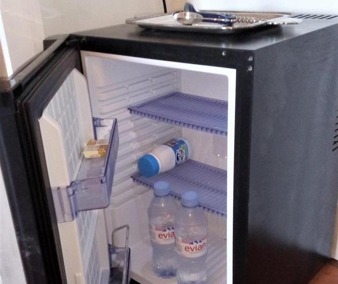 تختخواب و صبحانه Hote Aix Centre Garage Piscine