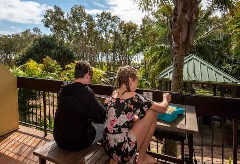 Hotelli Anchorage On Straddie