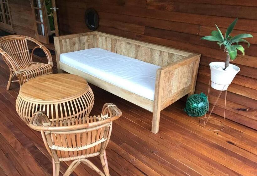 Отель Boogie Woogie Beach House