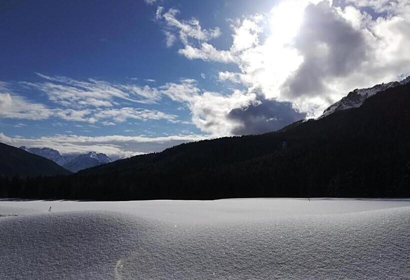 בית מלון כפרי Comelico